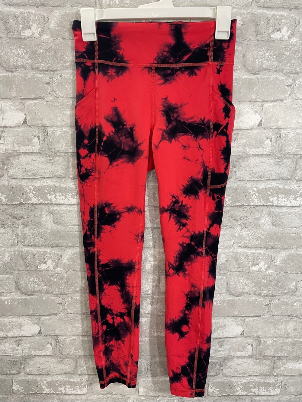 Lululemon Invigorate High-Rise Tight 25"